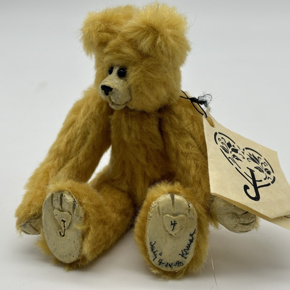 Artist Sculpted Bear By Judy Kruse 5.5" Long